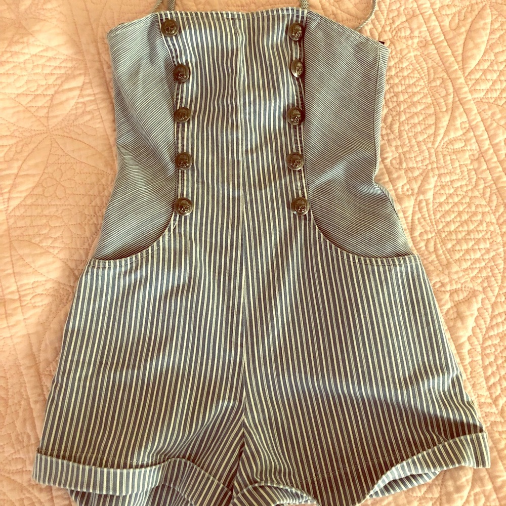 Betray Johnson romper